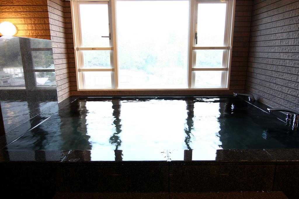 Hotel Crown Hills Kimitsu Exterior photo